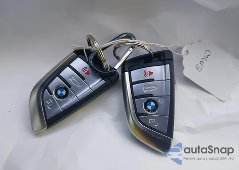 2022 BMW X5 xDrive40I z USA, uszkodzony, nr VIN 5UXCR6C09N9K38691